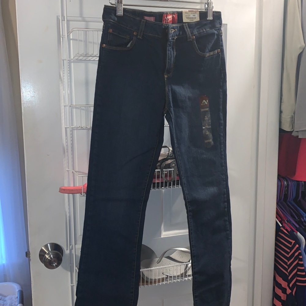 Girls bootcut jeans 💙